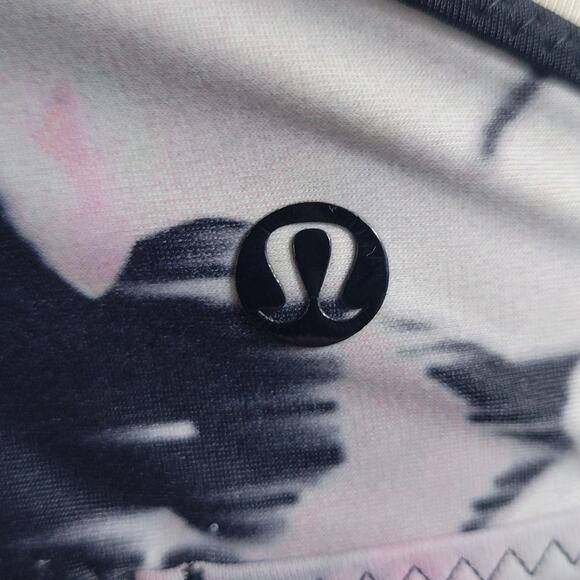 Lululemon Water Salty Swim Sport Top Reversible Size 8 - Picture 4 of 7